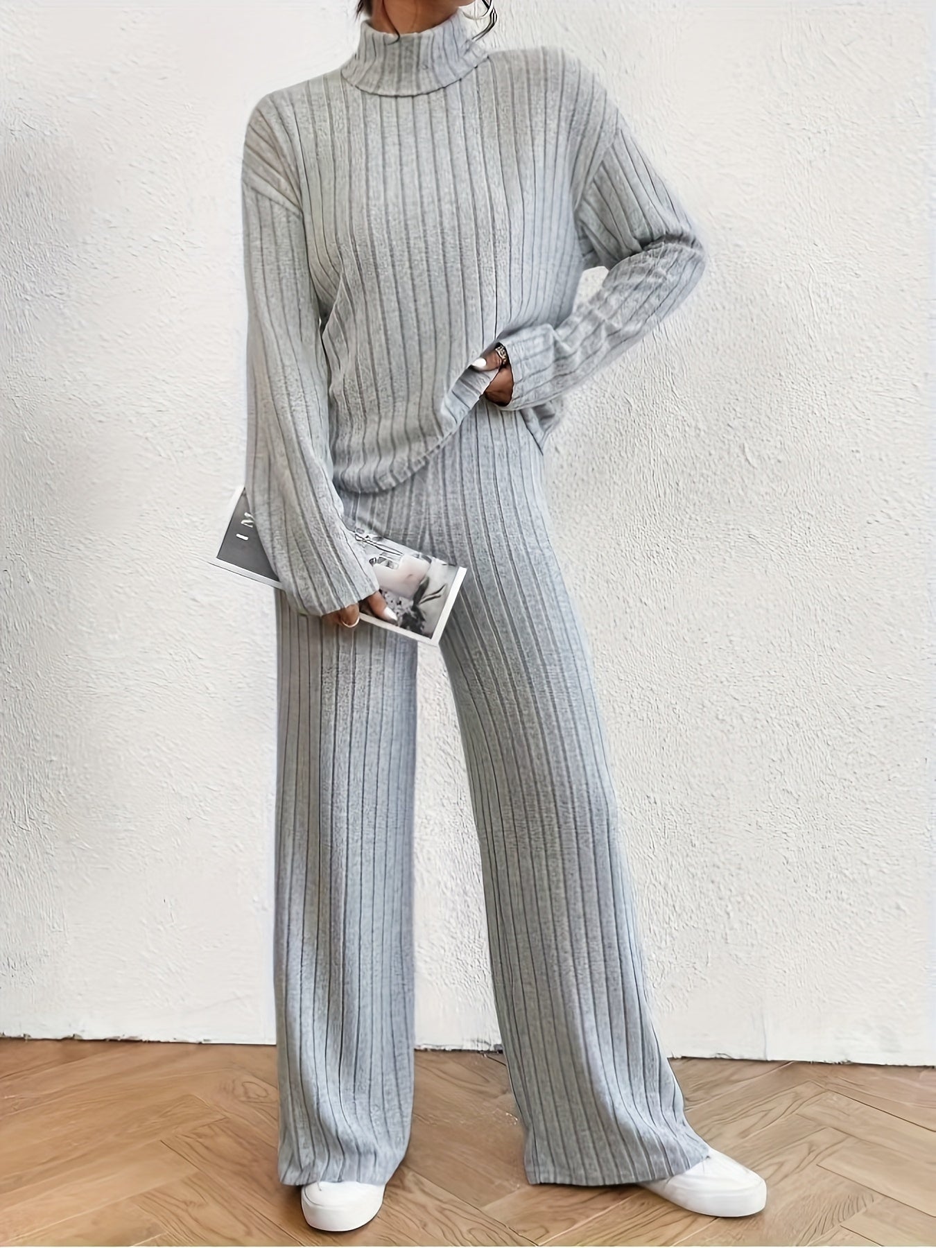 Maeve & Co London™ - Ribbed Two-Piece Lounge Set